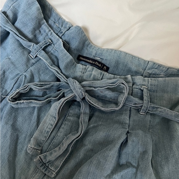 Cotten blend comfy shorts with tie belt from Abercrombie 🩵 - Picture 4 of 8